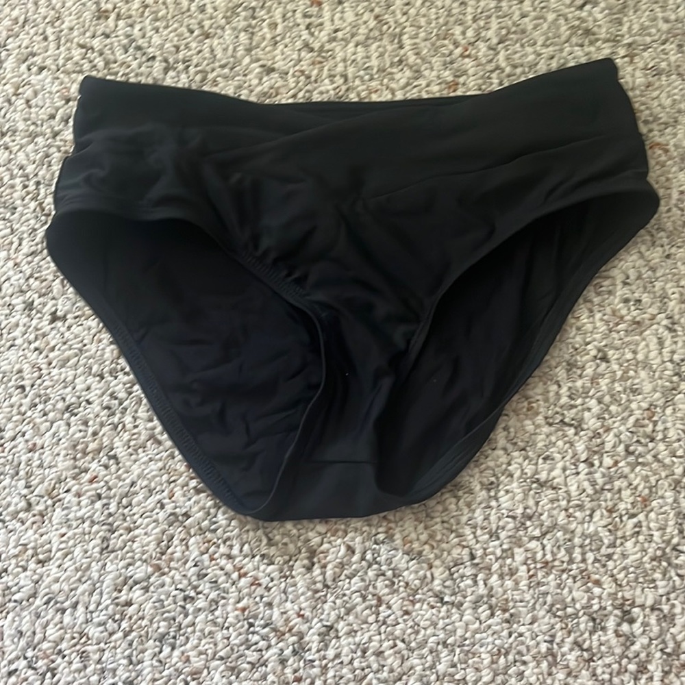 Black cross hip bikini bottom